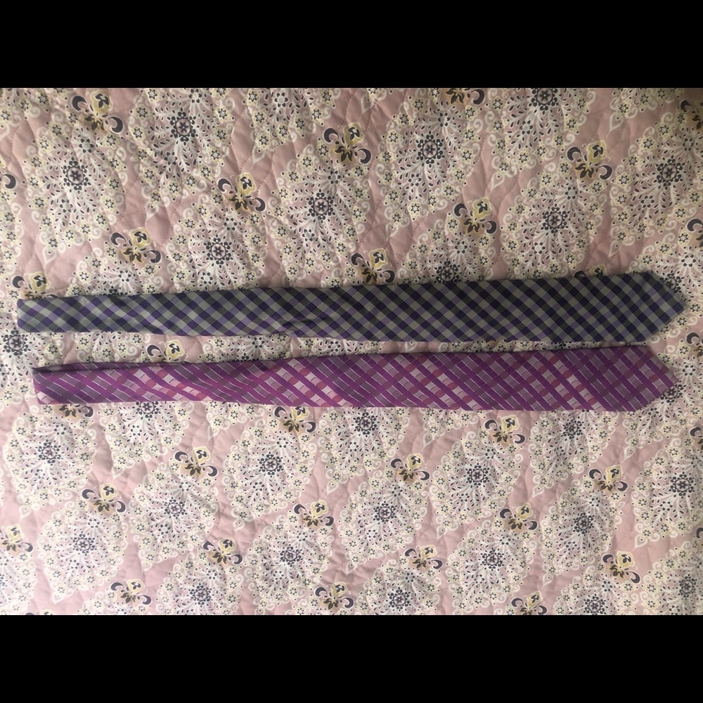 (2 for 1 Deal) 1- Stafford and 1- Van-Heusen Men’s multicolored ties